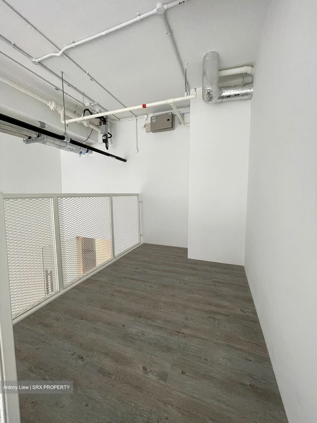 Woods Square (D25), Office #454955371